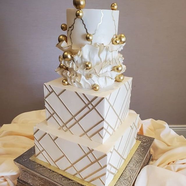 aboveandbeyondcakes Above & Beyond Cakes Picture