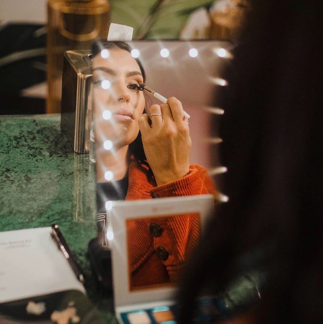 makeupbar916 The Makeup Bar 916 Picture